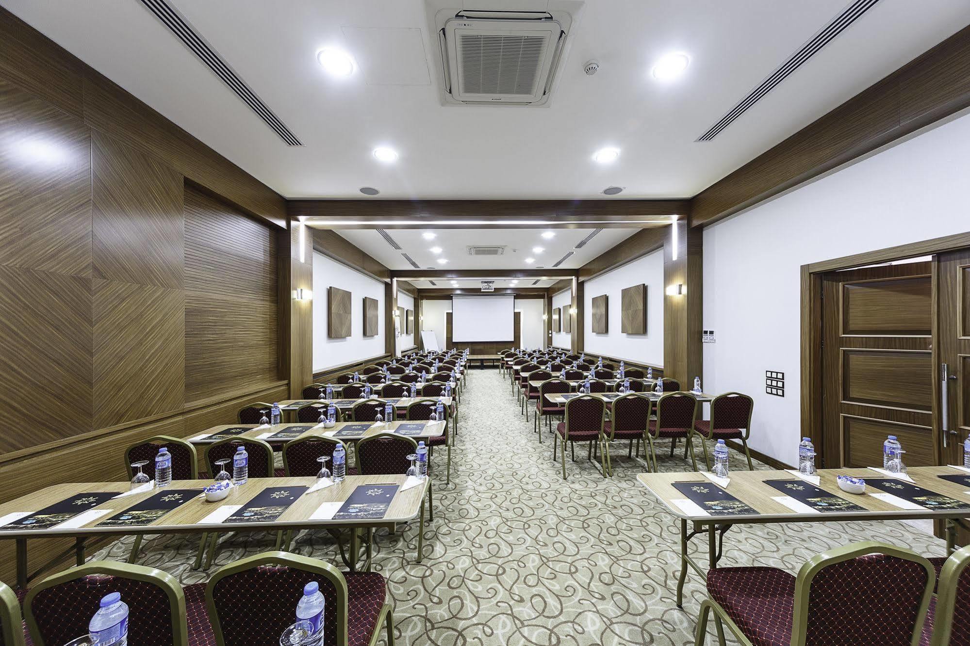 Dilek Kaya Hotel Ургуп Экстерьер фото